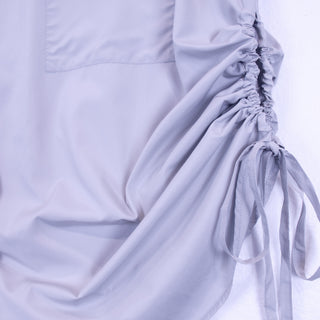 DIFFERENTLY サイドリボンシャツ